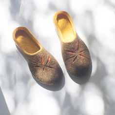 Felted Slippers Women home shoes Yellow Brown Orange Brown Non-slip Comfortable Slippers, Brown Slip-on Clogs For Indoor Use, Brown Slip-on Indoor Clogs, Comfortable Brown Slippers With Rubber Sole, Brown Comfortable Slippers With Round Toe, Comfortable Brown Slippers With Round Toe, Brown Indoor Clogs With Rubber Sole, Comfortable Brown Round Toe Slippers, Brown Non-slip Slippers