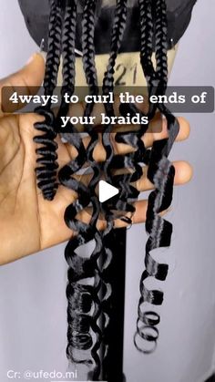 Vicky on Instagram: "4 ways to curl the end of the braids 🔥🔥🔥  #braids #braider #gypsybraids #bohobraids #bohobraid #curlybraids #bulkhairextensions #stitchbraids #braidsgang #stylist #bohostyle #curlyhairstyles #humanhairbraids #bohemianbraids #mermaidbraids #goddessbraids #boxbraids #knotlessbraids #microbraids #ygwigs" Types Of Curls On Braids, Quick Braiding Hairstyles For Black Women Easy, Curly Braid Ends, Box Braids Hairstyles For Black Women With Beads, Medium Knotless Braids With Curls At End, Curls On Braids Ends, Different Types Of Curls For Braids, Finishing Braid Ends, Curly Braiding Hair Extensions