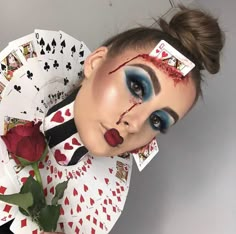 Queen Of Hearts Make Up Halloween, Queen Of Hearts Horror Makeup, Halloween Make Up Ideas Creative, Queen Of Hearts Makeup Halloween, Makeup Halloween Ideas Creative, Queen Of Hearts Halloween Makeup, Halloween Makeup Ideas Creative, Halloween Costumes Creative, Halloween Make Up Looks