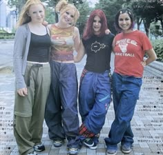 Y2k Magazine, 1990 Style, 90s Outfit, 2000s Fashion Outfits, Estilo Punk, Looks Street Style, Cool Fits, Swaggy Outfits, Look Vintage