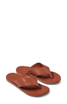 Wide straps carefully crafted from vegetable-tanned leather bring a modern look to this flip-flop set on a rubber sole with reliable traction. Arch support Leather upper and lining/leather and rubber sole Imported Classic Leather Footbed Flip Flops For Vacation, Vacation Leather Flip Flops With Rubber Sole, Leather Flip Flops With Rubber Sole For Vacation, Leather Flip Flops With Cushioned Footbed, Leather Toe Loop Sandals For Everyday, Classic Adjustable Flip Flops With Leather Footbed, Leather Sandals With Leather Sole For Everyday, Classic Open Toe Flip Flops For Everyday, Everyday Leather Toe Loop Sandals