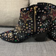 Free People Velvet Boots With Sequins Details Never Been Worn With Box Velvet Ankle Boots, Free People Velvet, Velvet Boots, Free People Shoes, Bootie Boots, Ankle Boots, Free People, Velvet, Women Shoes