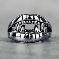 Vampire Fangs - Polished / Metallic Black Ring Size: 11 Men's Or Women’s Jewelry Metal: Tibetan Silver Finishing: Polished > Smooth Polished Finish On The Inside Of The Band For Comfort Wear * Will Not Tarnish Or Fade * I've Got Many Other Styles Of Fashion & Fine Jewelry To Go Along With This Item As Well - If You Are Interested In Purchasing More, I Can Give You A Bundle Deal! Charms / Pendant Styles Such As Feathers Arrows Dreamcatcher, Punk, Hippie / Gothic Leaf Rose Heart Studs Tear Water D Black Ring For Halloween Streetwear, Women Demon, Vampire Men, Darker Aesthetic, Styles Of Fashion, Vampire Ring, Tooth Ring, Vampire Fangs, Vampire Teeth