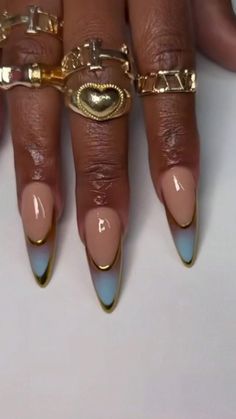 Nail Art Traditional, Gold Leaf Manicure, Ethereal Nail Designs, Wavy Tip Nails, Gold Nail Inspo Almond, French Tip Air Brush Nails, Cateye French Tips, Vacation Cruise Nails, French Tips With Gold Design