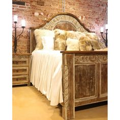 Regency Wood Bed Frame Western Headboard, Boho Queen Bedding, Wood Bed Frame Queen, Western Bedding Sets, Western Bedding, Arched Headboard, Into The West, Wood Bedroom Furniture, Western Furniture