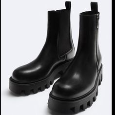 Nwt Sz 7 Mens. Sold Out Online. This Item Runs Big For Women More Like An 8/8.5 So Im Listing It In Multiple Sizes Only Listing For A Short Time So Act Now! Winter Shoes For Women, Zara Shoes, Winter Shoes, Zara Black, Boot Shoes Women, Fashion Boots, Combat Boots, Chelsea, Shoe Boots