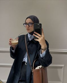 Hijabi Corporate Outfit, Formal Hijab Outfit Classy, Hijab Minimalist Style, Hijabi Lawyer, Hijabi Work Outfits, Winter Outfit Aesthetic, Japanese Lolita Fashion, Aesthetic Hijab