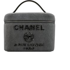 Chanel Winter Outfits, Chanel Winter, Chanel Makeup Bag, Ritz Paris, Micro Bags, Embroidery Hoodie, Chanel Makeup, Chanel Official, Chanel Haute Couture