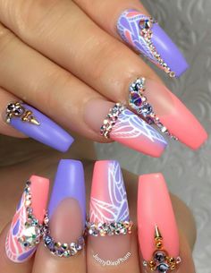 Purple pink rhinestone nails design nailart @jonnydieppham Rhinestone Nail Ideas, Nails With Purple, Coral Nails With Design, Easy Halloween Nails Design, Nails With Rhinestones, Halloween Nails Easy, Coral Nails, Nails Design With Rhinestones, Crazy Nails