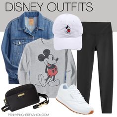 Mickey Shirt Outfit Women, Disneyland Trip Outfits, Disneyland February Outfits, What To Wear To Disney In November, Aesthetic Disney Outfits Winter, What To Wear To Disney In December, Disney Outfits For February, Disney Outfits For December, Disneyland Outfits December