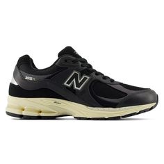 New Balance 2002r, Complete Skateboards, New Balance Men, Nike Air Max Plus, Unisex Shoes, Clarks Originals, Retro Aesthetic, Modern Retro, Outdoor Shoes