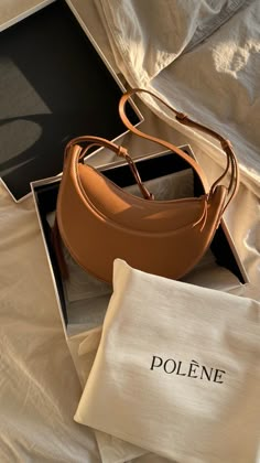 #polene #handbags #bag #camel #handbag #handbagseller #poleneparis #aesthetic #accessories #bagsandpurses Bag Style, Handbags Photography, Aesthetic Luxury, Handbags Aesthetic, Polene Bag Aesthetic, Shopping Bags Aesthetic, Luxury Bag