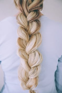 Get Amber's chunky double braid by checking out her tutorial on LaurenConrad.com Tiefling Bard, Double Braid, Boring Hair, Beautiful Braids, Braided Hair