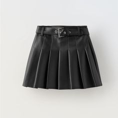 Bnwt Zara Faux Leather Skirt Sz 13-14 (Kid) Black Skort For School In Fall, Winter School Black Skort, Black Winter School Skirt, Black Winter Skort For School, Chic School Skirt, Casual Pleated Faux Leather Skirt, Zara Leather Skirt, Png Clothes, Black Leather Skirts