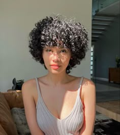 Rounded Haircut Curly Hair, Natural Hair Twa Wash And Go, 3b Short Hairstyles, Short Deva Cut, 3b Short Haircut, Cute Short Haircuts For Curly Hair, Curly Cut Short Hair, Very Short Curly Hair With Bangs, 3b Curly Short Haircut