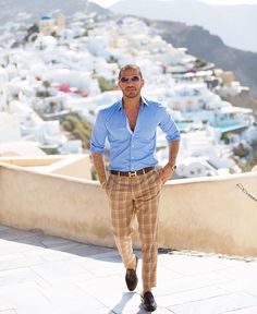 Santorini Greece  Holiday look  #menswear #mensfashion Greece Summer Outfits, Greek Holiday, Vacation Outfits Men, Mens Fashion Week Street Style, Greece Outfit, Greece Fashion, Outfits For Mexico, Aesthetic Outfits Men, Mens Summer Outfits