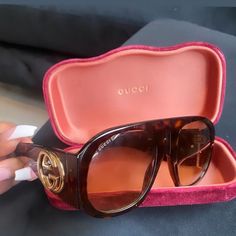 Glasses 2000 Glasses, Christian Dior Slides, Dior Slides, Gucci Frames, Sunglasses Aesthetic, Gucci Eyeglasses, Gucci Slides, Black Round Sunglasses, Gucci Glasses