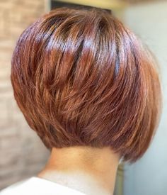 Medium Stacked Haircuts, Bob Haircut Back View, Stacked Hairstyles, Short Stacked Haircuts, Short Stacked Hair, Short Stacked Bob Haircuts, Kort Bob, Stacked Haircuts, Stacked Bob Hairstyles