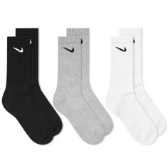 White Nike Socks, Nike Crew Socks, Nike Products, Nike Apparel, Intimo Calvin Klein, Sneakers Luxury