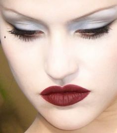 Runway, blue eyeshadow, red lipstick, runway and couture Mekap Mata, Smink Inspiration, Dark Makeup