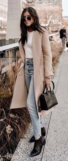 50 Fabulous Fall Outfits to Wear Now Vol. 2 / 46 #Fall #Outfits Look Adidas, Plus Size Fall Fashion, Estilo Indie, Skandinavian Fashion, Outfits To Wear, Women Fashion Edgy, Winter Outfits Men, Fabulous Fall, Mens Fashion Fall