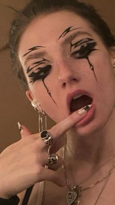 Crazy Eyeliner Goth, Cool Makeup For Hooded Eyes, Graphic Liner Ideas Goth, F U Nails, Kissin Kate Barlow Aesthetic, Face Eyeliner Art, Punk Aesthetic Makeup, Black Eyeliner Looks Edgy, Scary Eyeliner