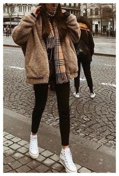 204da255aea2cd4a75ace6018fad6b4ddesc46839212ri Fur Jacket Outfit, Faux Jacket, Bear Jacket, Bear Coat, Outfit Street, Fur Jackets, Snow Days, Winter Outfits Cold