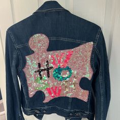 Very Good Condition. There Is A Minor Discoloration On The Inner Side (Please See The Photo). The Size Says M But It’s More Small. Very Pretty! A Minor, The Photo, Jean Coat, Jean Jacket, Denim Jacket, Color Blue, Jackets For Women, Jackets & Coats, Pink