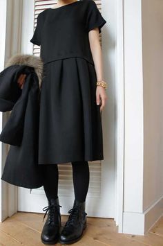 Tomboy Chic, Mode Vintage, Classy Dress, Trendy Dresses, Outfits Casuales, Black Outfit, Fashion Classy