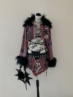 Y2k Western Fashion, Denim Set, Reworked Denim, Les Nereides, Preformance Outfits, Diy Clothes Design, Diy Fashion Clothing, Rock Outfits, Punk Outfits