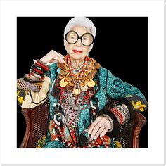 Iris Fashion, Les Nereides, Advanced Style, Harry Winston, Ageless Style, Old Woman, Aging Gracefully, Style Icon, Getting Old