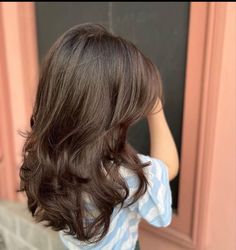 Soft Round Layers With Face Framing, Cute Hair Cuts For Girls Medium, Hair Cut Ideas 2023 Medium Length, Hair Cuts Inspo Layers, Hair Cuts Girls Medium, 90s Soft Layers, Layered Hair Inspo Medium Length, Medium Hair Soft Layers, Layers Hair Wavy