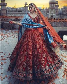 Mughal Princess, Brides Attire, Designer Lehanga, Ethnic Wears, Nikkah Dress, Khadi Saree, Wedding Lehenga Designs, Indian Bride Outfits, Lehnga Dress