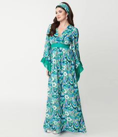 1970s Outfit Inspiration | 70s Costume Ideas Unique Vintage Teal Blue Psychedelic Floral Print Maxi Dress $88.00 AT vintagedancer.com - at vintagedancer.com Dresses 70s, 1970s Clothing, Boho Hippie Dress, Dress Unique, Chiffon Fashion