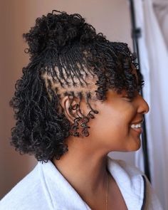 Sisterlocks Bob Half Updo Sister Locks Hairstyles, Sisterlocks Styles, Natural Hair Bride, Short Locs Hairstyles, Dreadlock Styles, Updo Styles, Hair Twist Styles, Hair Locks