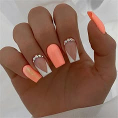 Nagel Tips, Manicure Diy, White Nail, Orange Nails, Short Acrylic Nails, Nail Accessories, Gold Nails, Rhinestone Nails, Nail Kit