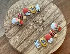 Saddle up Partner Western Cowgirl Cactus Sunset Press on Glue - Etsy Western Cowgirl Nails, Western Sunflower Nails, Desert Theme Nails, Western Painted Rocks, Spring Western Nails, Nail Simple Art, Texas Nails Designs, Western Themed Nails, Cowboy Nails Western