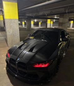 Black Expensive Car, Bmw Black And White, Bmw M4 Aesthetic, Black Sports Car, Exotic Cars Supercars, Tmax Yamaha, Black Bmw, Dream Cars Bmw, Cars Aesthetic