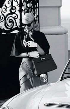 Rich Girl Lifestyle, How To Look Rich, Old Money Style, Old Money Aesthetic, Black N White, Vintage Glamour, Mode Vintage, Aesthetic Vintage, Looks Style