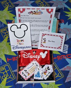 Your perfect personalised Disney reveal all contained in a little box! Make magical memories and grab yours now! Disneyworld Surprise Box Ideas, Disney Themed Gift Boxes, Disneyland Reveal, Disneyland 2024, Disney Tickets