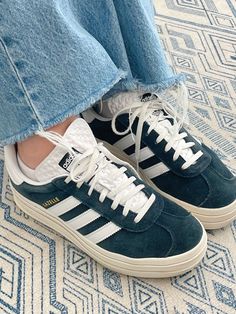 Looks Adidas, Shoe Wishlist, Adidas Sneaker, Shoe Inspo, Aesthetic Shoes, Swag Shoes, Pretty Shoes