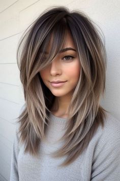 Fall Hair Long Layers, Women’s Fall Haircuts, Styles For Long Fine Hair, Layered Medium Haircuts For Fine Hair, Medium Length Haircut Edgy Straight, Haircut For Long Length Hair Layered, Haïr Cut For Fine Hair, Layered Long Hairstyles With Bangs, Hairstyles For Long Thinning Hair