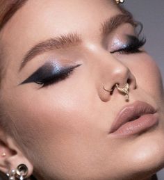 Model Portraits, Friday Inspiration, Beauty Killer, Linda Hallberg, Fancy Makeup, Bold Makeup, Eye Makeup Art, November 2, Blue Makeup