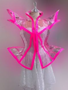 Cyberpunk Flower, Lady Gaga Dresses, Real References, Drag Outfits, Uchuu Kei, Catty Noir, Arusha, Fancy Hats, Futuristic Fashion