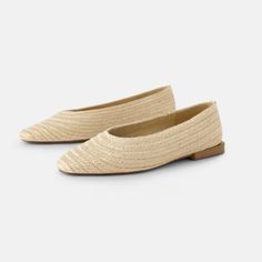 Brand New With Tags. Never Worn. Zara Eur 40 / Us 9 Upper:95% Jute 5% Polyurethane Lining: 80% Linen 20% Polyester Heel Height: 0.6” Ecru Summer Slip-on Closed Toe Ballet Flats, Beige Flats With Woven Sole For Spring, Beige Pointed Toe Flats For Spring, Summer Pointed Toe Heels With Woven Sole, Spring Beige Pointed Toe Flats, Chic Slip-on Pointed Toe Flats For Summer, Elegant Pointed Toe Flats With Textured Sole For Spring, Spring Slip-on Flats With Pointed Toe, Spring Slip-on Heels With Woven Sole