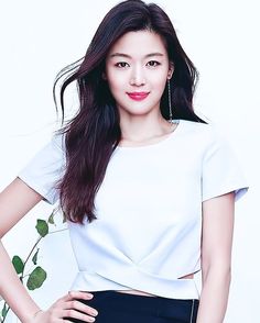 Jun Ji Hyun Fashion, Celebrity Actress, Korean Picture, Chinese Martial Arts, Wing Chun, Korean Actresses, Korean Celebrities