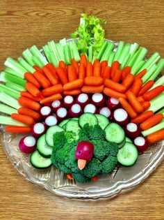 a turkey made out of veggies and carrots