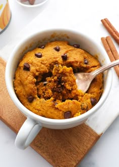 Pumpkin Mug Cake Microwave Pumpkin Mug Cake, Pumpkin Mug Cake, Mug Dessert Recipes, The Best Cauliflower, Clean Treats, Cauliflower Pizza Crust, Leftover Pumpkin, Baby Recipes, Single Serve Desserts