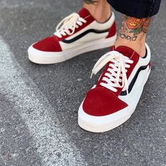 Vans Style Mens, Social Perception, Van Shoes, Grinch Images, Nike Sb Stefan Janoski, Red Vans, Kicks Shoes