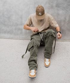 Cargo Style Outfit Ideas Man, Camo Cargo Pants Outfit Men, Camo Pants Outfit Men, Streetwear Inspiration, Hype Clothing